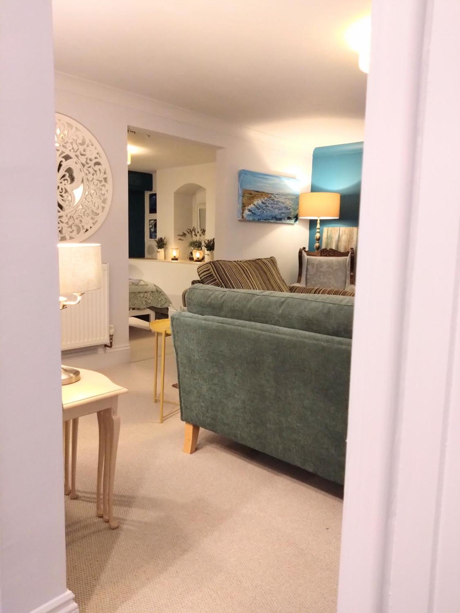 Beachfront Studio Apartment Felixstowe Eksteriør bilde